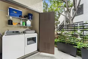 2504 W MacArthur Blvd, Santa Ana, CA 92704 - Photo 22