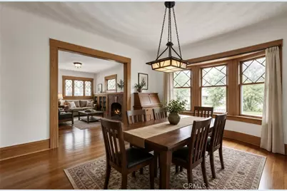 892 N Chester Avenue, Pasadena, CA 91104 - Photo 8