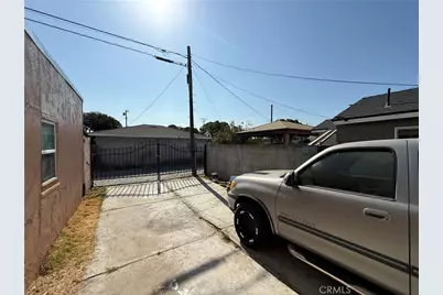 24524 S Avalon, Wilmington, CA 90744 - Photo 16