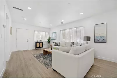 701 N Gaffey Place, San Pedro, CA 90731 - Photo 2