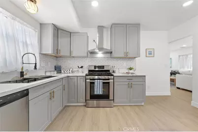 701 N Gaffey Place, San Pedro, CA 90731 - Photo 4