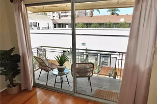 1724 E 1st St, Long Beach, CA 90802 - Photo 14