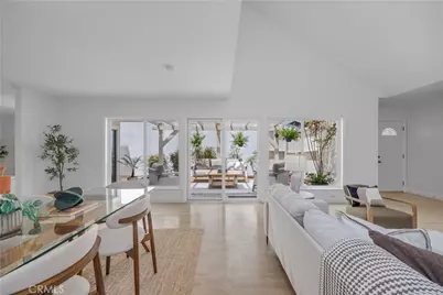 2 Keel Court, Long Beach, CA 90803 - Photo 2
