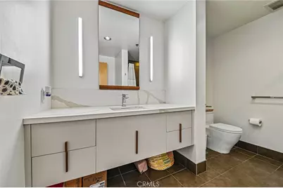 1111 S Grand Avenue #515, Los Angeles, CA 90015 - Photo 26