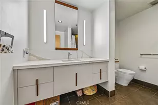 1111 S Grand Ave, Los Angeles, CA 90015 - Photo 26