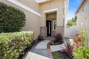 1023 S Brianna Way, Anaheim Hills, CA 92808 - Photo 2