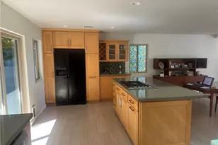5177 Llano Dr, Los Angeles, CA 91364 - Photo 20