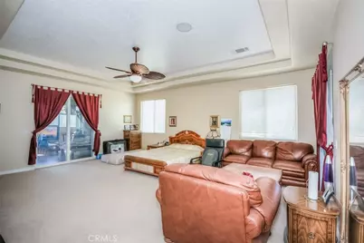 13830 Paramount, Phelan, CA 92371 - Photo 16