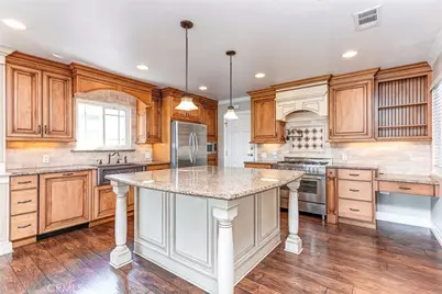 718 Meade Avenue, Fullerton, CA 92833 - Photo 6