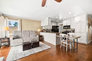 19606 Bouma, Cerritos, CA 90703 - Photo 44