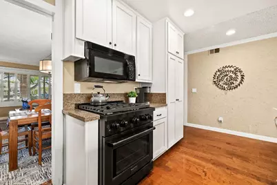 19606 Bouma, Cerritos, CA 90703 - Photo 38