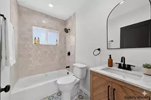 7611 S Hobart, Los Angeles, CA 90047 - Photo 12