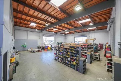 1241 E Burnett, Signal Hill, CA 90755 - Photo 8