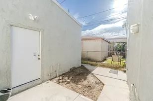 240 E S, Long Beach, CA 90805 - Photo 30