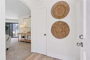 119 2nd St, Seal Beach, CA 90740 - Photo 8