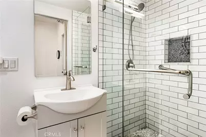 1800 Sunningdale 18B, Seal Beach, CA 90740 - Photo 16