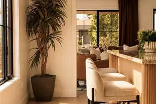 584 N Plymouth, Los Angeles, CA 90004 - Photo 6