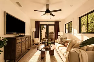 584 N Plymouth, Los Angeles, CA 90004 - Photo 18