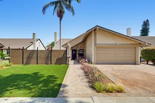 12131 Smokie Ln, Cerritos, CA 90703 - Photo 4