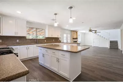 1042 W McFadden Avenue, Santa Ana, CA 92707 - Photo 12