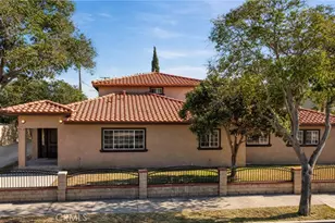 1042 W McFadden Ave, Santa Ana, CA 92707 - Photo 2
