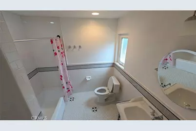 872 Lucile Avenue #A, Los Angeles, CA 90026 - Photo 30