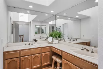630 Wakefield Court #102, Long Beach, CA 90803 - Photo 20