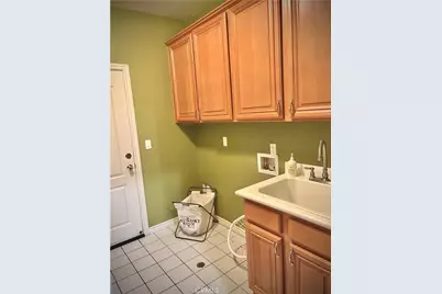 938 Brownie, Beaumont, CA 92223 - Photo 14