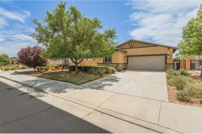 26389 Leos, Menifee, CA 92586 - Photo 2