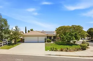 24501 Corte Rojelio, Murrieta, CA 92562 - Photo 2