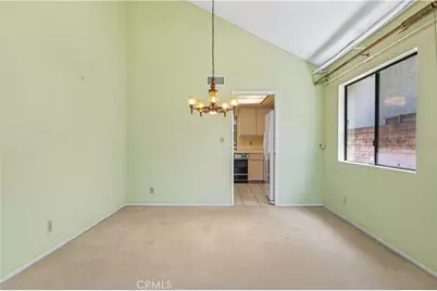 8824 Sari Avenue, Northridge, CA 91343 - Photo 12