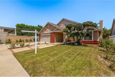 8824 Sari Avenue, Northridge, CA 91343 - Photo 2