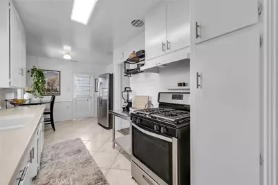 1204 Riverside, Fullerton, CA 92831 - Photo 8