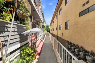 6926 Kester Ave, Los Angeles, CA 91405 - Photo 6