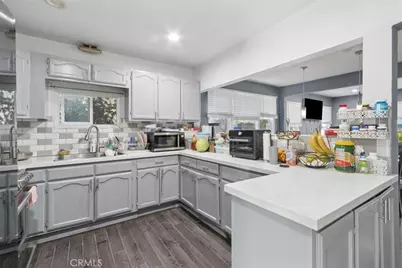 322 W School, Compton, CA 90220 - Photo 8