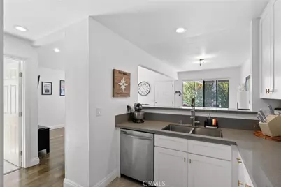 700 W Walnut Avenue #25, Orange, CA 92868 - Photo 12