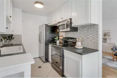 801 E 1st Street #111, Long Beach, CA 90802 - Photo 10