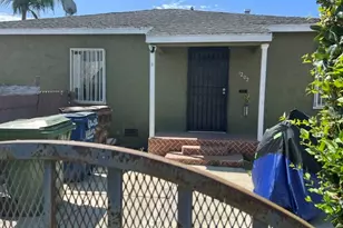 1202 W 90th, Los Angeles, CA 90044 - Photo 14