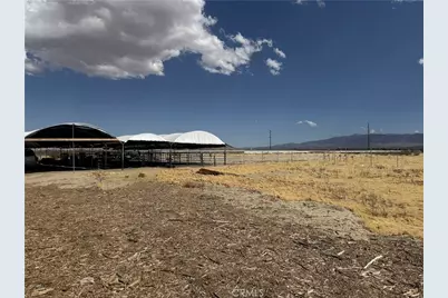 210 #(Tr) Black Butte, Palmdale, CA 93591 - Photo 2