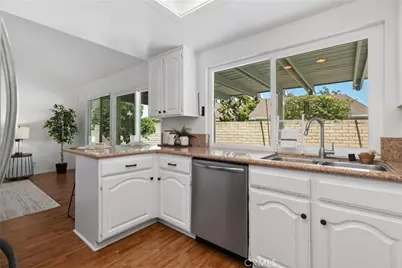 2600 Geneva, Fullerton, CA 92833 - Photo 14