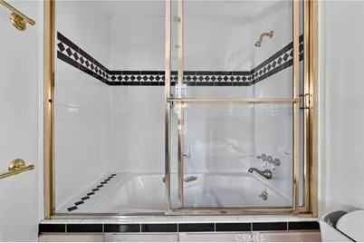 2201 E Glenoaks, Glendale, CA 91206 - Photo 22