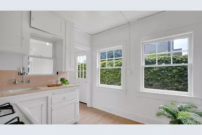 207 W Buffalo Avenue, Santa Ana, CA 92706 - Photo 18