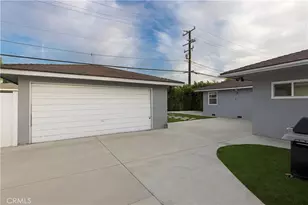 1066 E 45th Way, Long Beach, CA 90807 - Photo 24