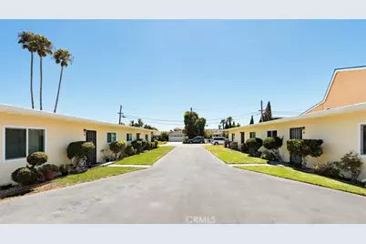 220 Knox, Costa Mesa, CA 92627 - Photo 10