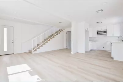 1043 W 151st Street, Compton, CA 90220 - Photo 16