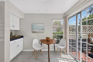 421 Burlington Ct, Long Beach, CA 90803 - Photo 18