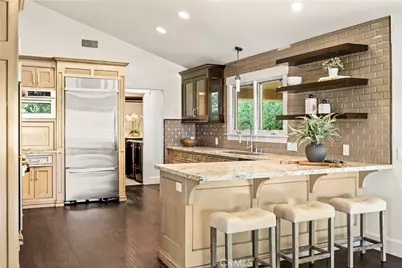 2201 Skyline Dr., Fullerton, CA 92831 - Photo 14