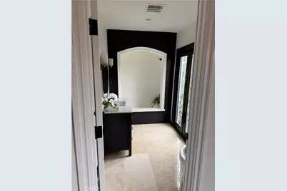 1301 N Beverly, Los Angeles, CA 90210 - Photo 22