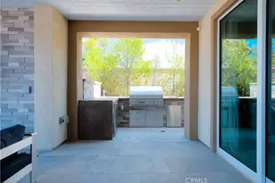 25172 Cypress Bluff Dr, Canyon Country, CA 91387 - Photo 26