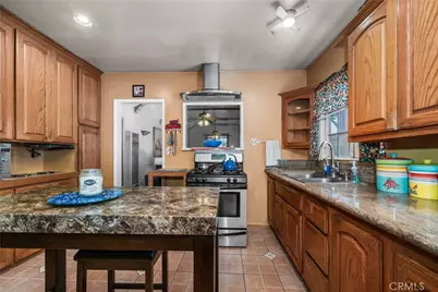 6771 California, Long Beach, CA 90805 - Photo 10
